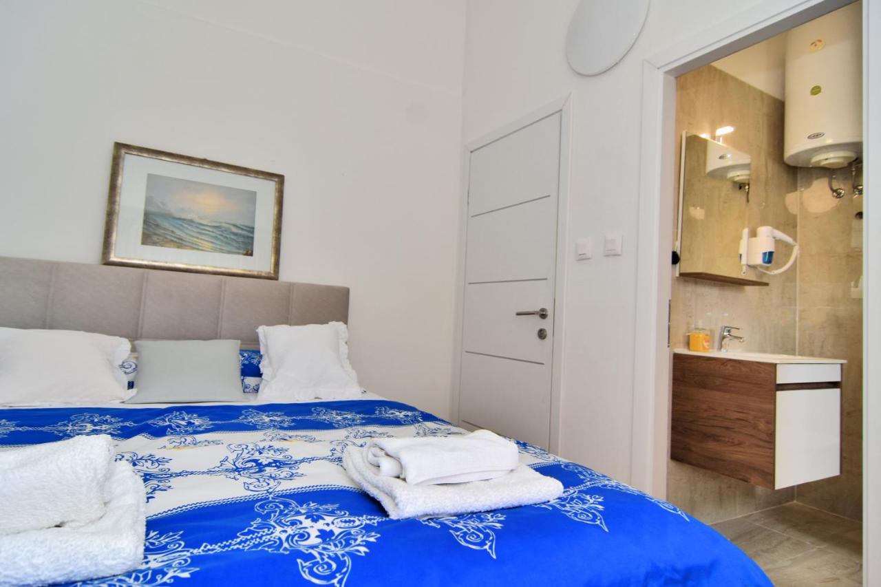 Apartments And Rooms Anika Zadar Luaran gambar